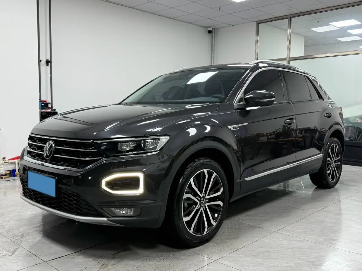2022 Volkswagen T-Roc 1.4T 150HP L4 7DCT
