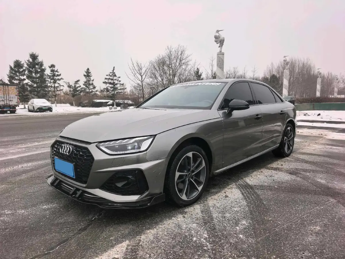 2024 Audi A4L 2.0T 190HP L4 7DCT