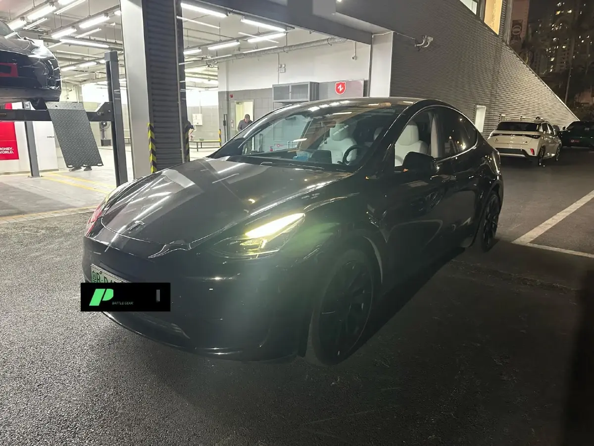 2022 Tesla Model Y BEV 60KWH