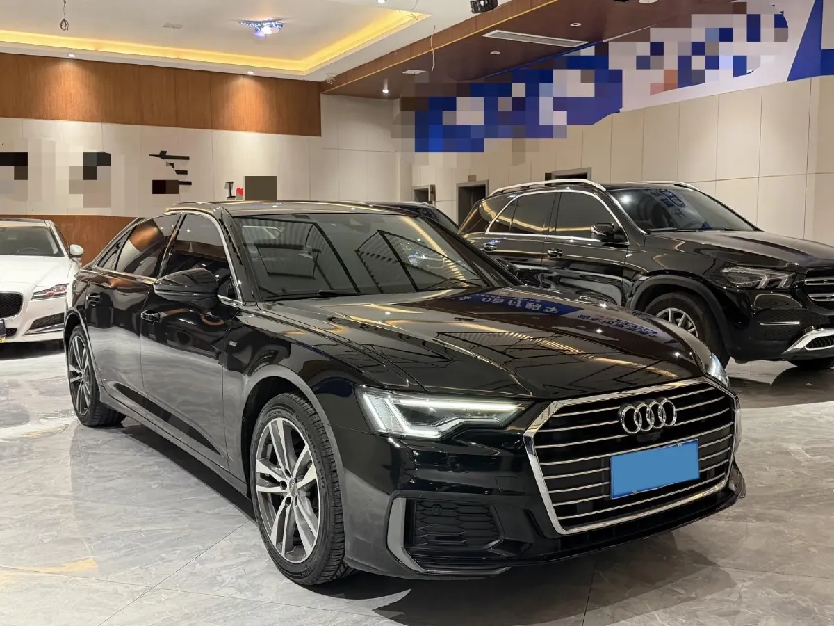 2021 Audi A6L 2.0T 190HP L4 7DCT,autocango,china used car exporter,china ev exporter,chinese used car exporter,chinese used ev exporter