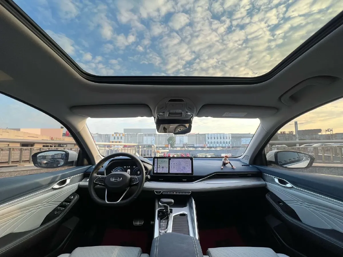 2023 Geely Preface 2.0T 190HP L4 7DCT,autocango,china used car exporter,china ev exporter,chinese used car exporter,chinese used ev exporter