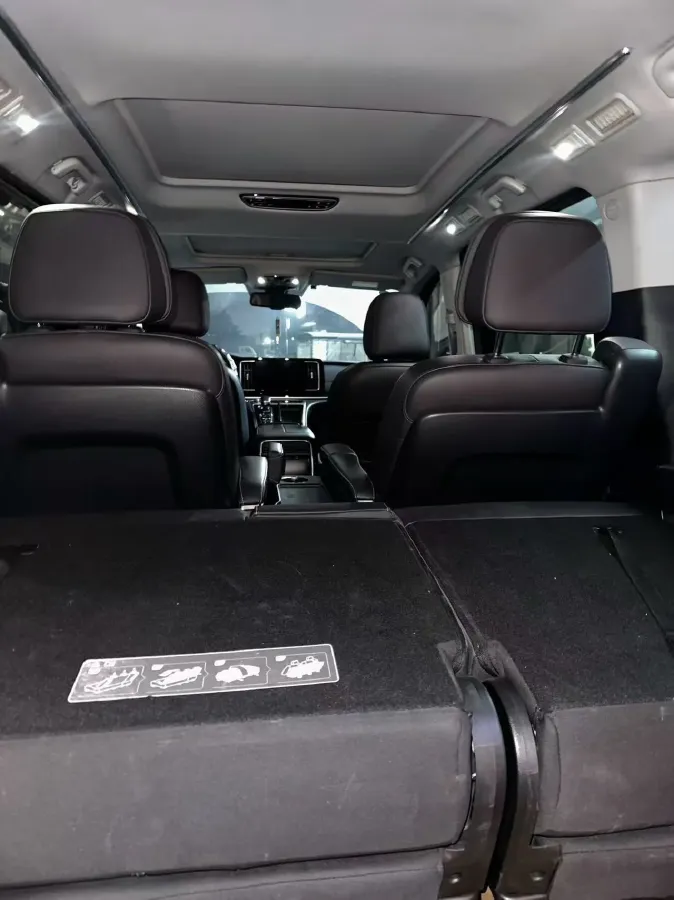 2021 GAC Trumpchi M8 2.0T 252HP L4 8AT,autocango,china used car exporter,china ev exporter,chinese used car exporter,chinese used ev exporter