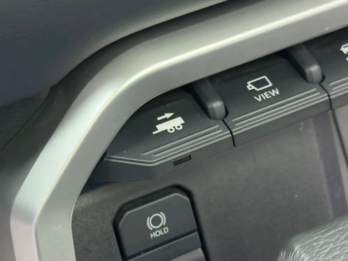 2023 Toyota Sienna 2.5L 189HP L4 E-CVT Hybrid,autocango,china used car exporter,china ev exporter,chinese used car exporter,chinese used ev exporter