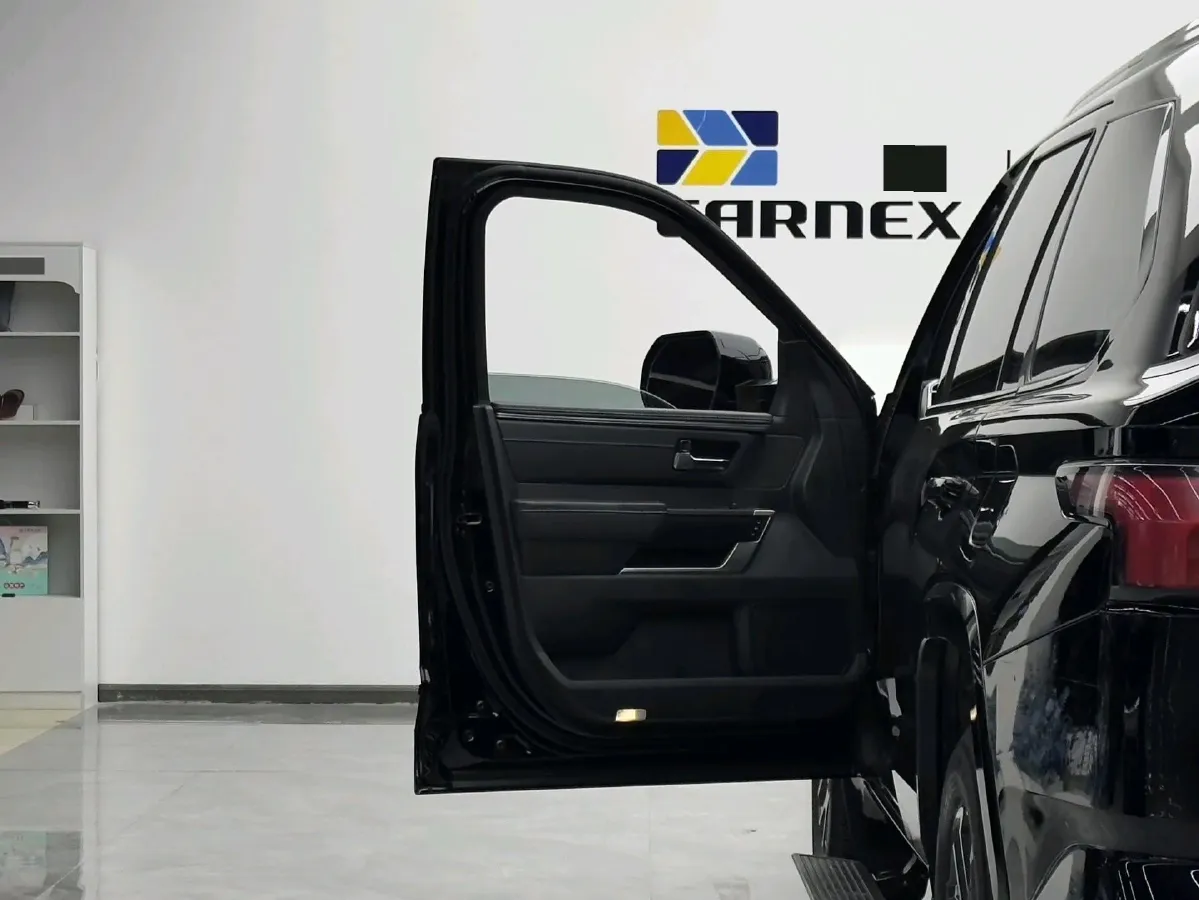 2023 Toyota Sienna 2.5L 189HP L4 E-CVT Hybrid,autocango,china used car exporter,china ev exporter,chinese used car exporter,chinese used ev exporter