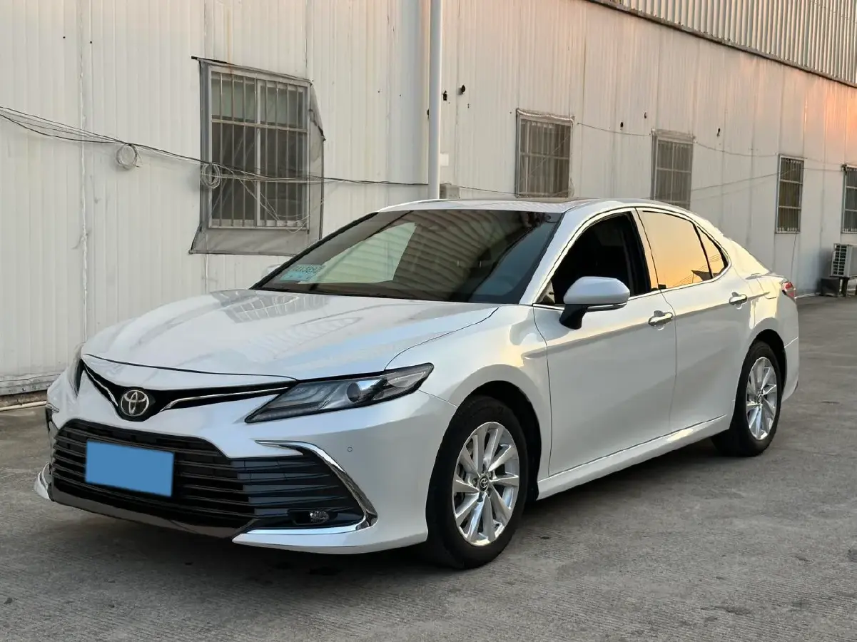 2023 Toyota Camry 2.5L 207HP L4 8AT
