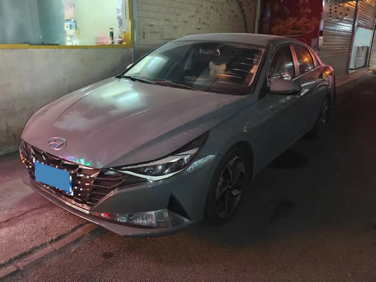 2022 Hyundai Elantra 1.5L 115HP L4 CVT