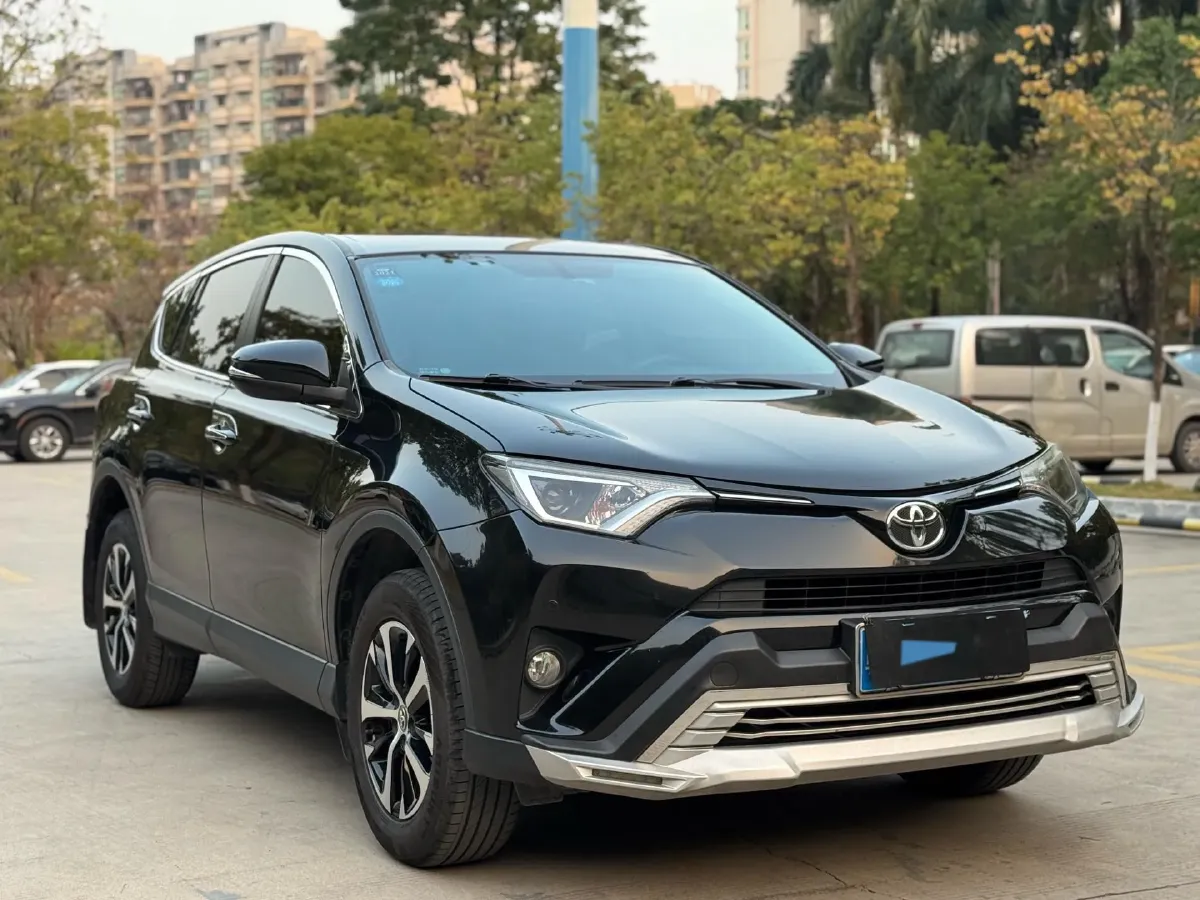 2019 Toyota RAV4 2.0L 151HP L4 CVT,autocango,china used car exporter,china ev exporter,chinese used car exporter,chinese used ev exporter