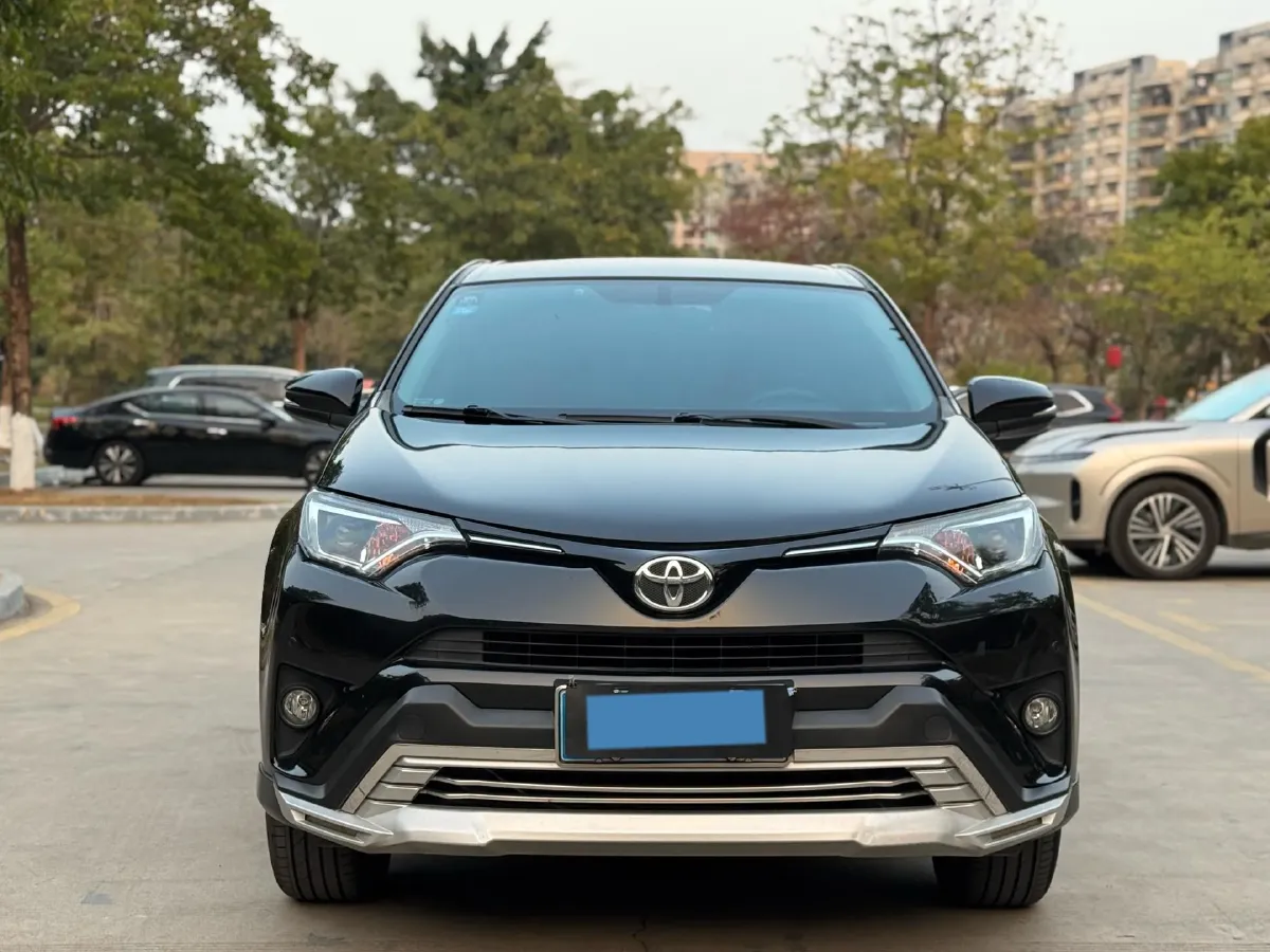 2019 Toyota RAV4 2.0L 151HP L4 CVT,autocango,china used car exporter,china ev exporter,chinese used car exporter,chinese used ev exporter