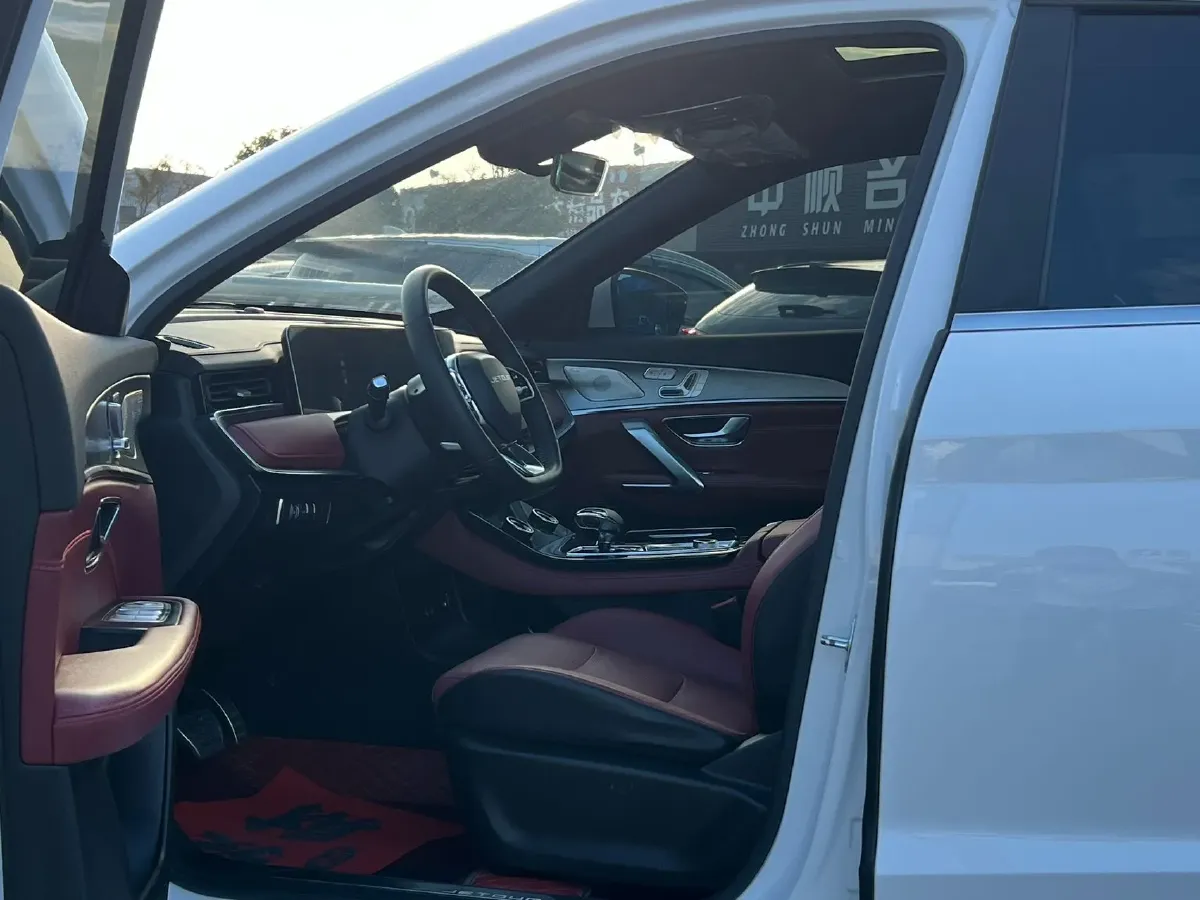 2021 Jetour X70 Plus 1.6T 197HP L4 7DCT,autocango,china used car exporter,china ev exporter,chinese used car exporter,chinese used ev exporter