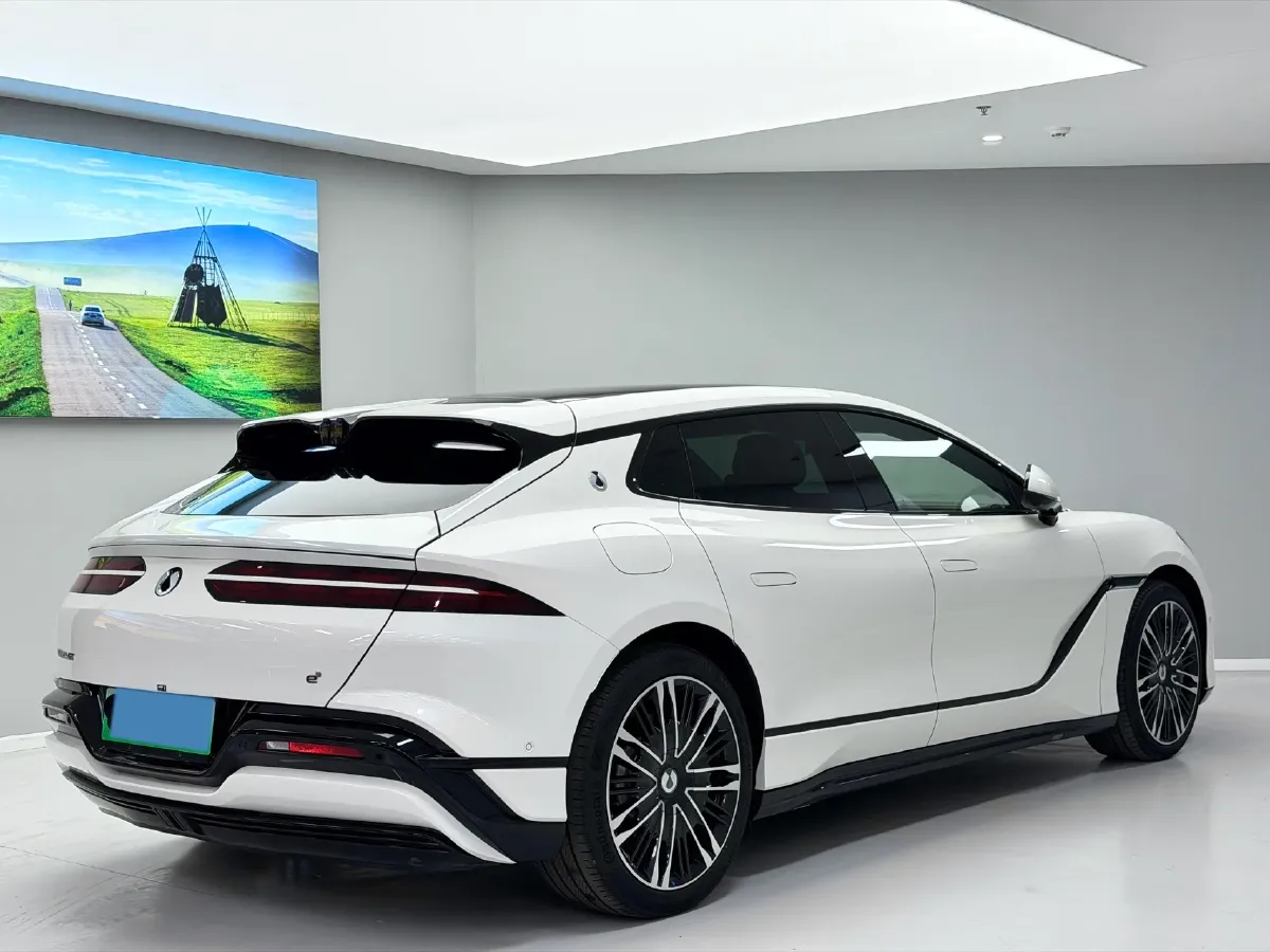 2024 Denza DenzaZ9GT 2.0T 207HP L4 E-CVT PHEV 38.5KWH,autocango,china used car exporter,china ev exporter,chinese used car exporter,chinese used ev exporter