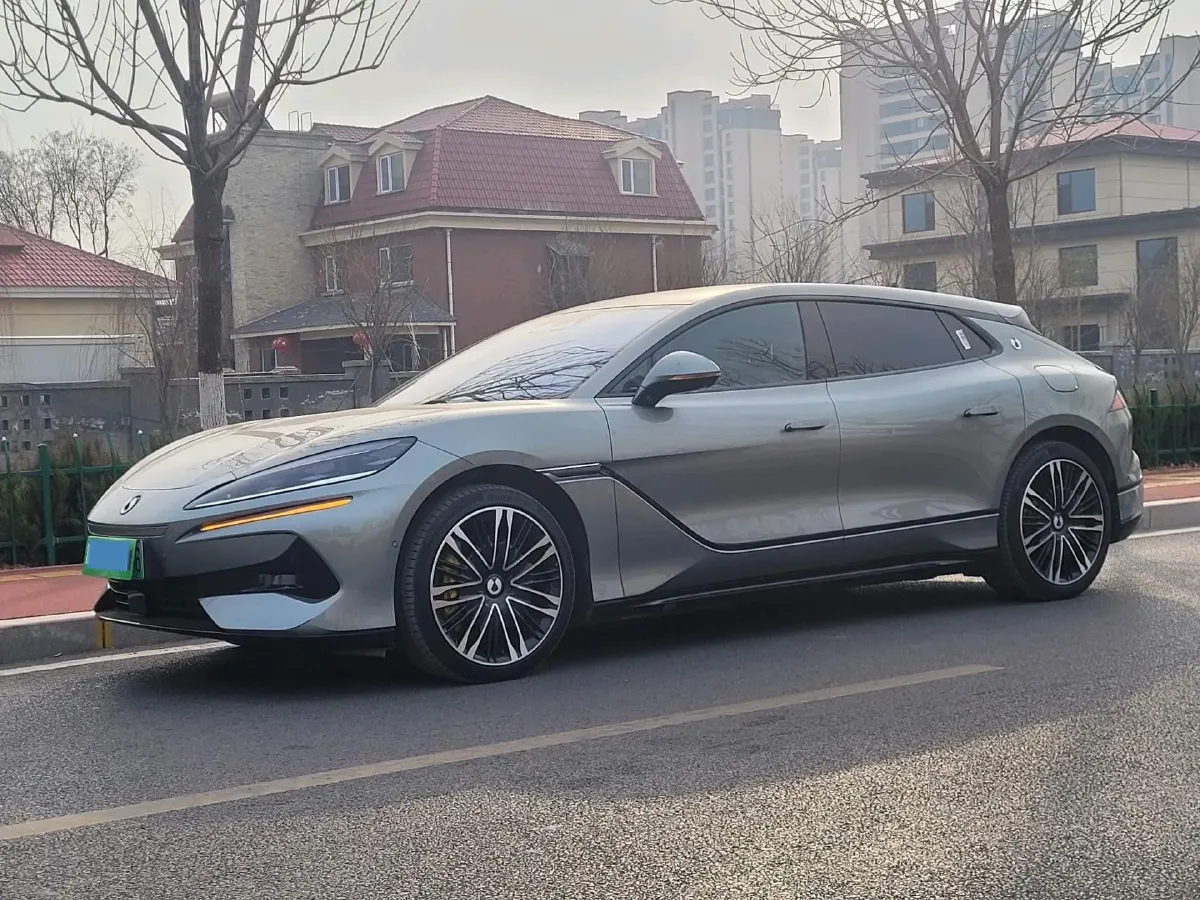 2024 Denza DenzaZ9GT 2.0T 207HP L4 E-CVT PHEV 38.5KWH,autocango,china used car exporter,china ev exporter,chinese used car exporter,chinese used ev exporter