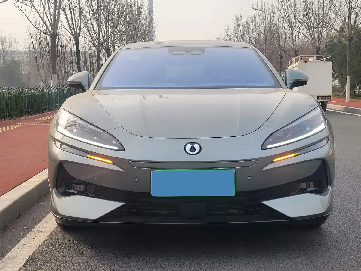 2024 Denza DenzaZ9GT 2.0T 207HP L4 E-CVT PHEV 38.5KWH,autocango,china used car exporter,china ev exporter,chinese used car exporter,chinese used ev exporter