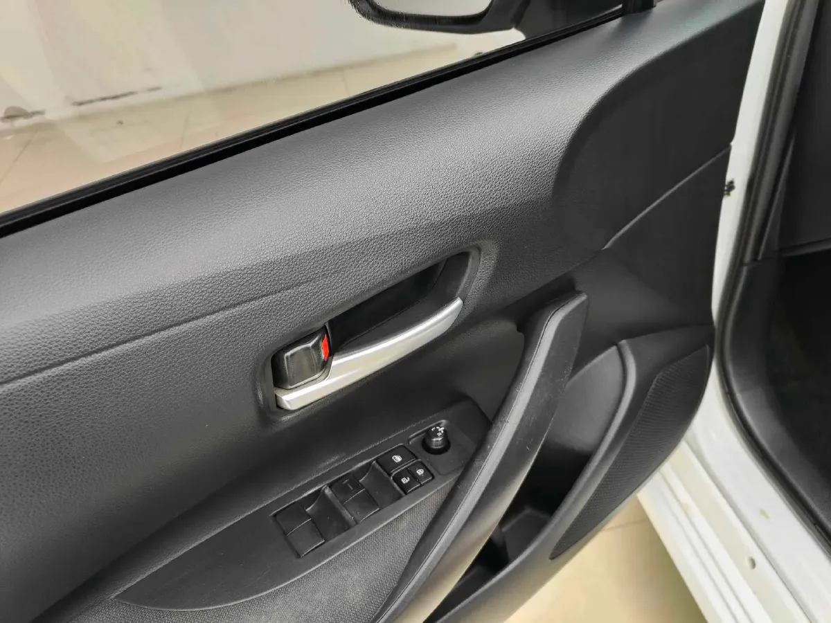 2021 Toyota Corolla 1.2T 116HP L4 CVT,autocango,china used car exporter,china ev exporter,chinese used car exporter,chinese used ev exporter