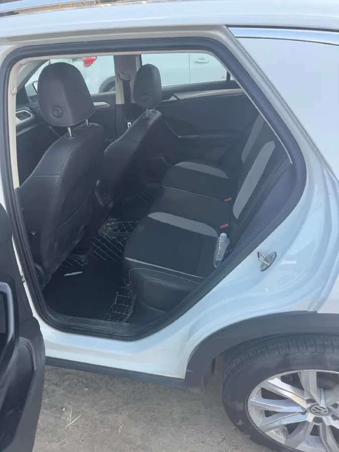2019 Volkswagen T-Roc 1.4T 131HP L4 7DCT,autocango,china used car exporter,china ev exporter,chinese used car exporter,chinese used ev exporter