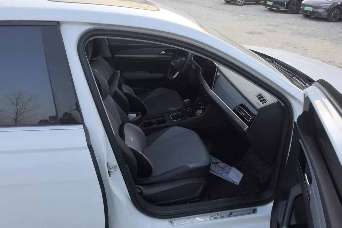 2023 Volkswagen Lavida 1.5L 110HP L4 6AT,autocango,china used car exporter,china ev exporter,chinese used car exporter,chinese used ev exporter