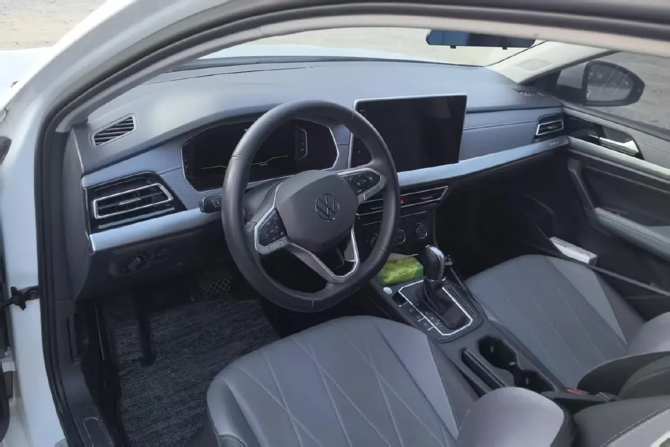 2023 Volkswagen Lavida 1.5L 110HP L4 6AT,autocango,china used car exporter,china ev exporter,chinese used car exporter,chinese used ev exporter