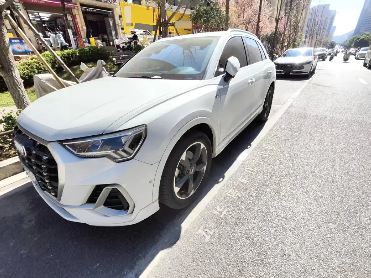 2022 Audi Q3 1.4T 150HP L4 7DCT