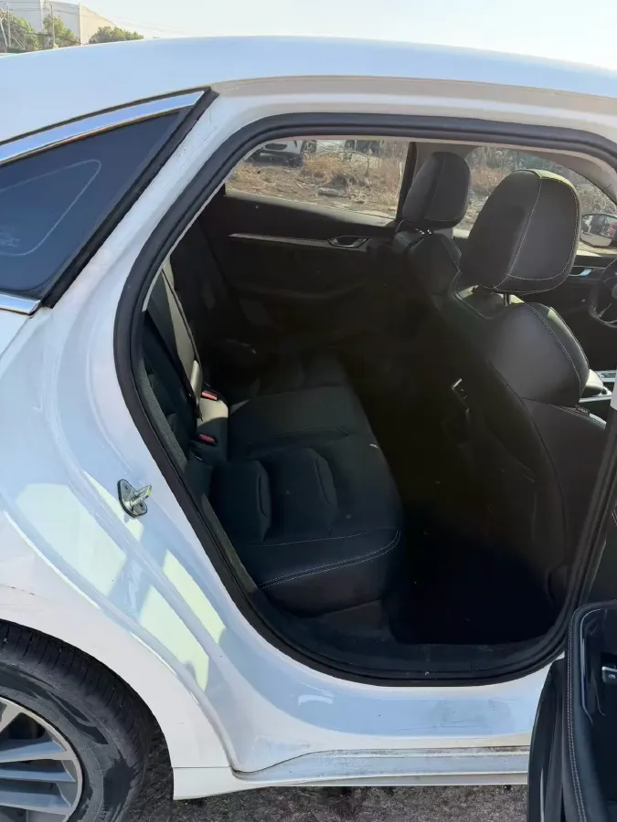 2021 Geely Preface 2.0T 190HP L4 7DCT,autocango,china used car exporter,china ev exporter,chinese used car exporter,chinese used ev exporter