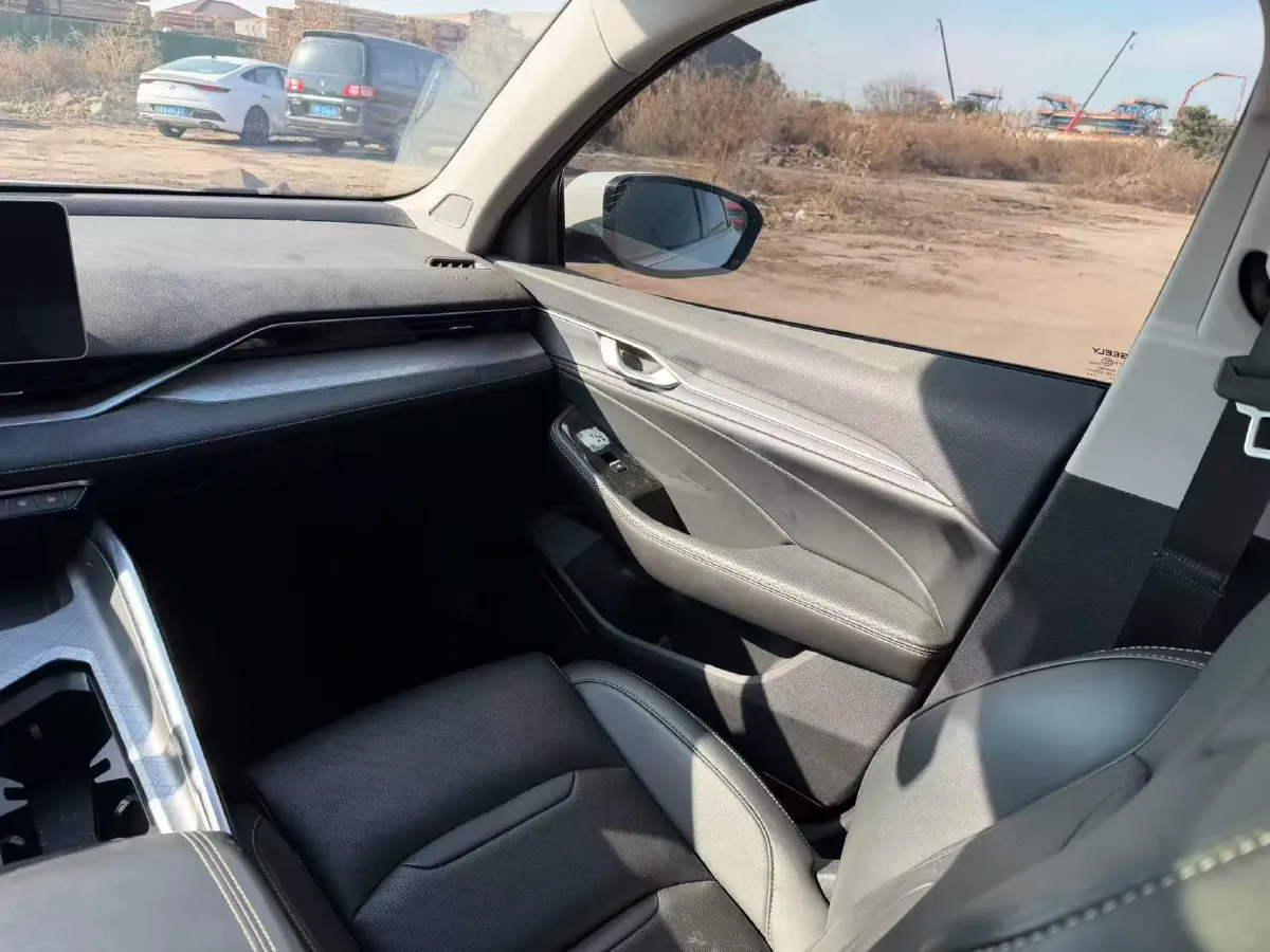 2021 Geely Preface 2.0T 190HP L4 7DCT,autocango,china used car exporter,china ev exporter,chinese used car exporter,chinese used ev exporter