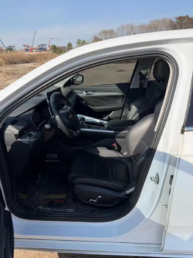 2021 Geely Preface 2.0T 190HP L4 7DCT,autocango,china used car exporter,china ev exporter,chinese used car exporter,chinese used ev exporter