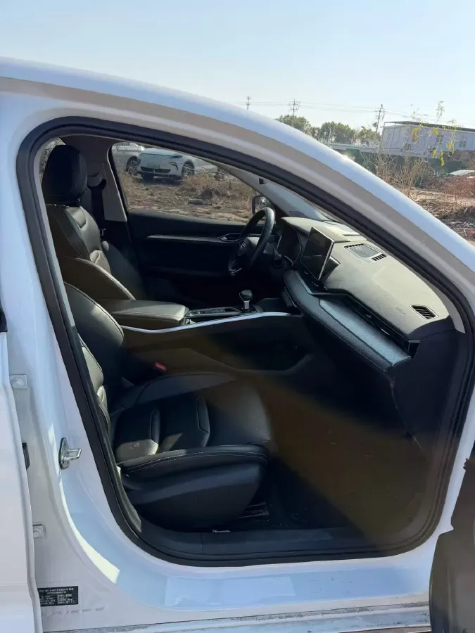 2021 Geely Preface 2.0T 190HP L4 7DCT,autocango,china used car exporter,china ev exporter,chinese used car exporter,chinese used ev exporter