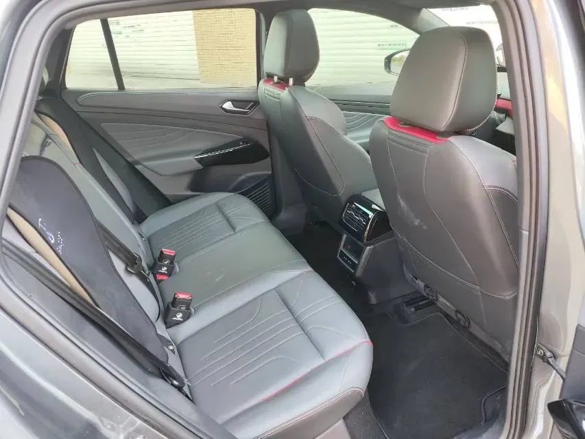 2022 Volkswagen ID.4 X BEV 83.4KWH,autocango,china used car exporter,china ev exporter,chinese used car exporter,chinese used ev exporter