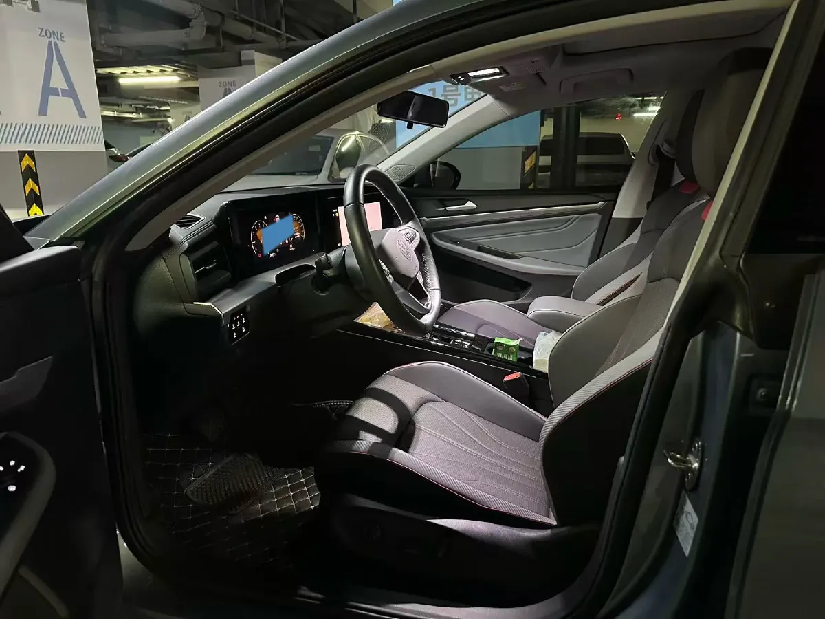 2023 Volkswagen Lamando 1.4T 150HP L4 7DCT,autocango,china used car exporter,china ev exporter,chinese used car exporter,chinese used ev exporter