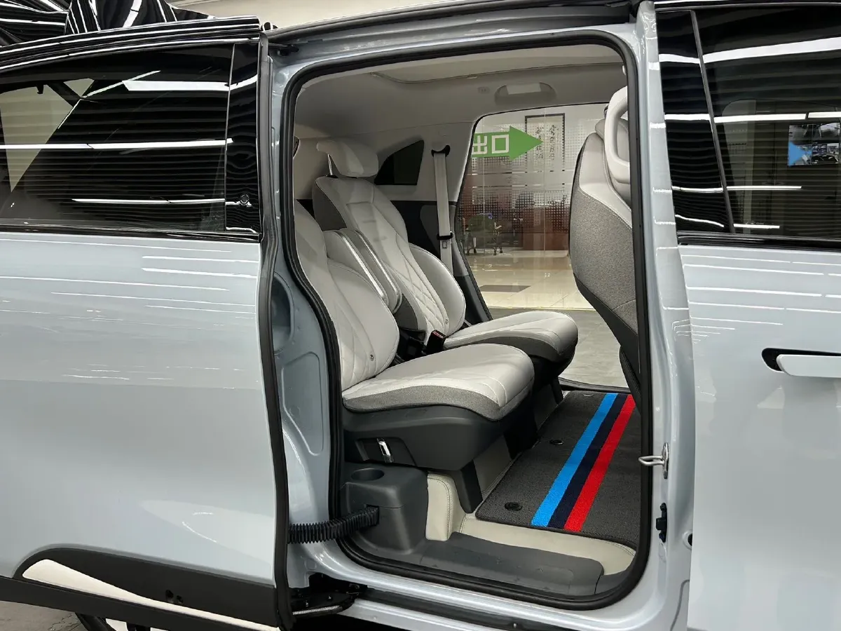 2023 JAC T8 2.0T 170HP L4 8AT,autocango,china used car exporter,china ev exporter,chinese used car exporter,chinese used ev exporter