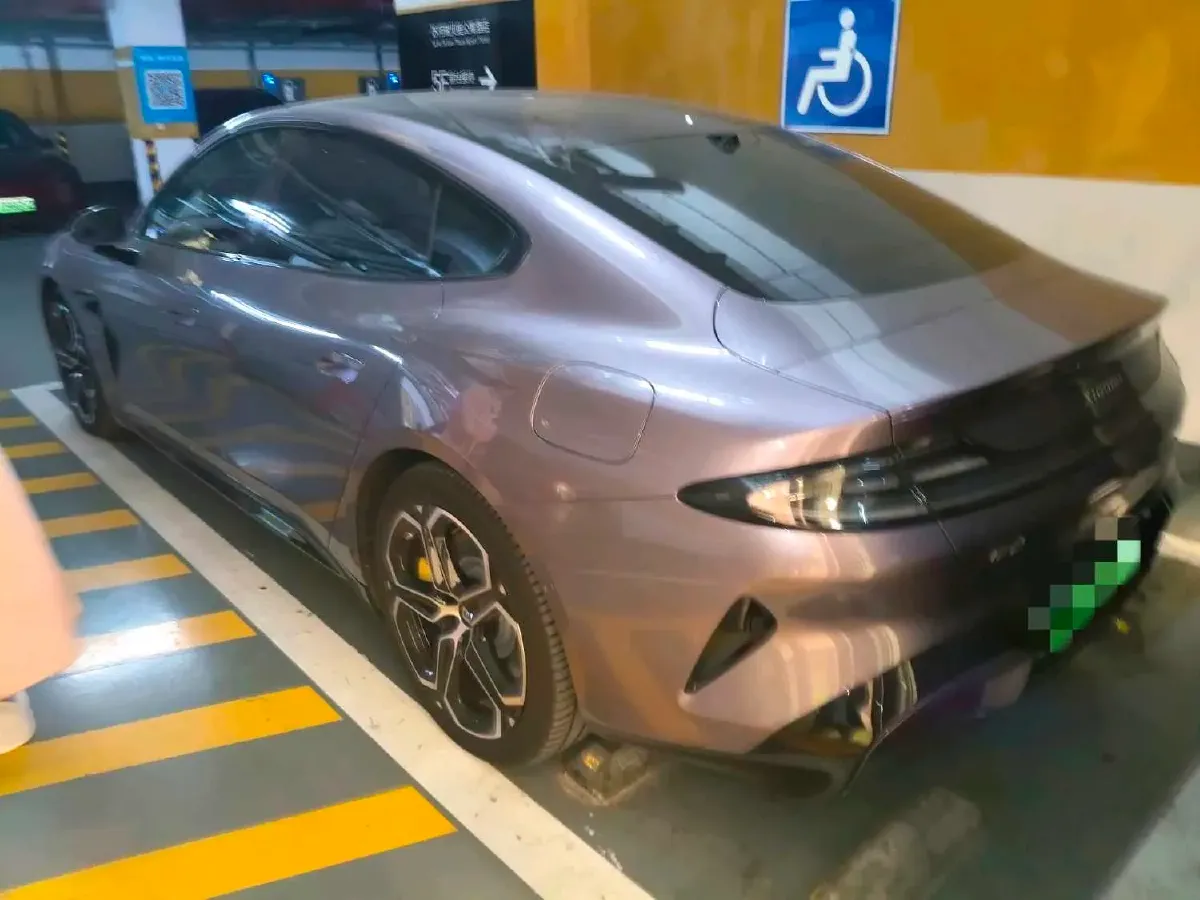 2024 MI SU7 BEV 101KWH,autocango,china used car exporter,china ev exporter,chinese used car exporter,chinese used ev exporter