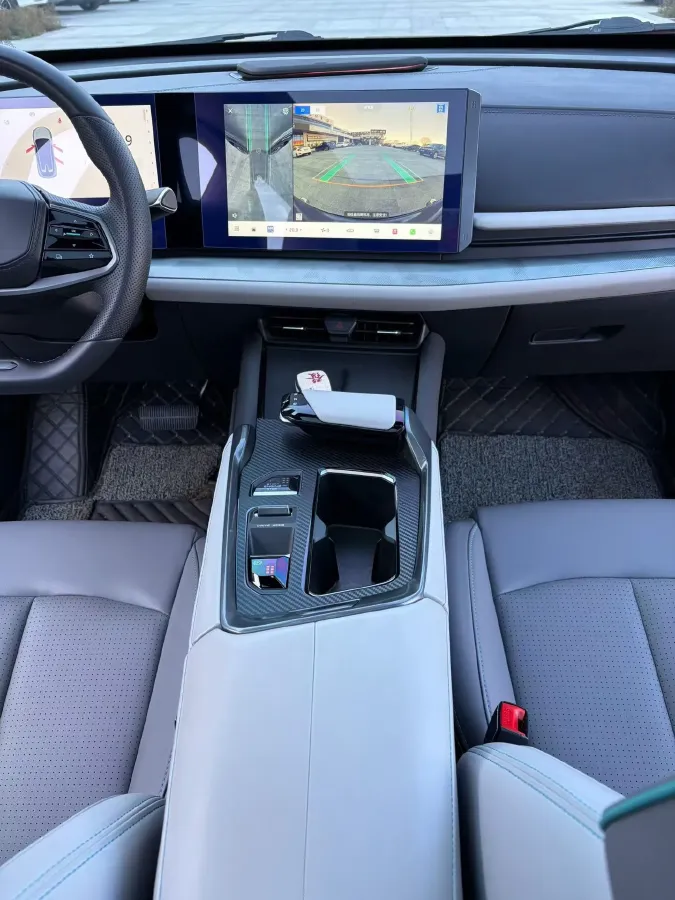 2023 ChangAn UNI-T 1.5T 188HP L4 7DCT,autocango,china used car exporter,china ev exporter,chinese used car exporter,chinese used ev exporter