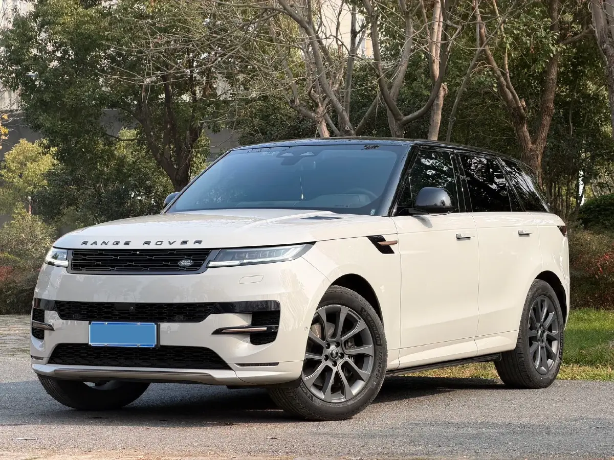 2023 Land Rover Range Rover Sport 3.0T 400HP L6 8AT