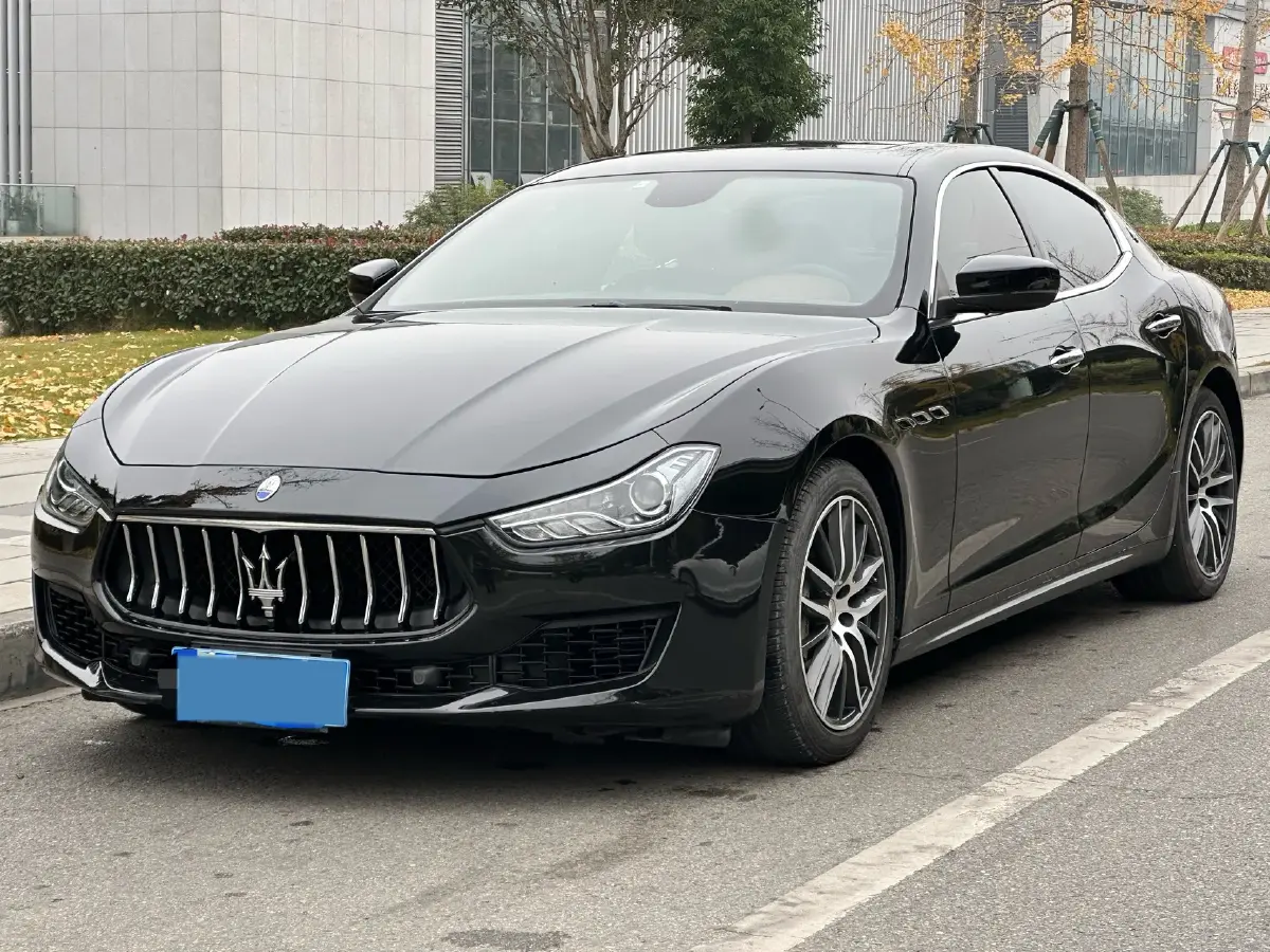 2018 Maserati Ghibli 3.0T 350HP V6 8AT