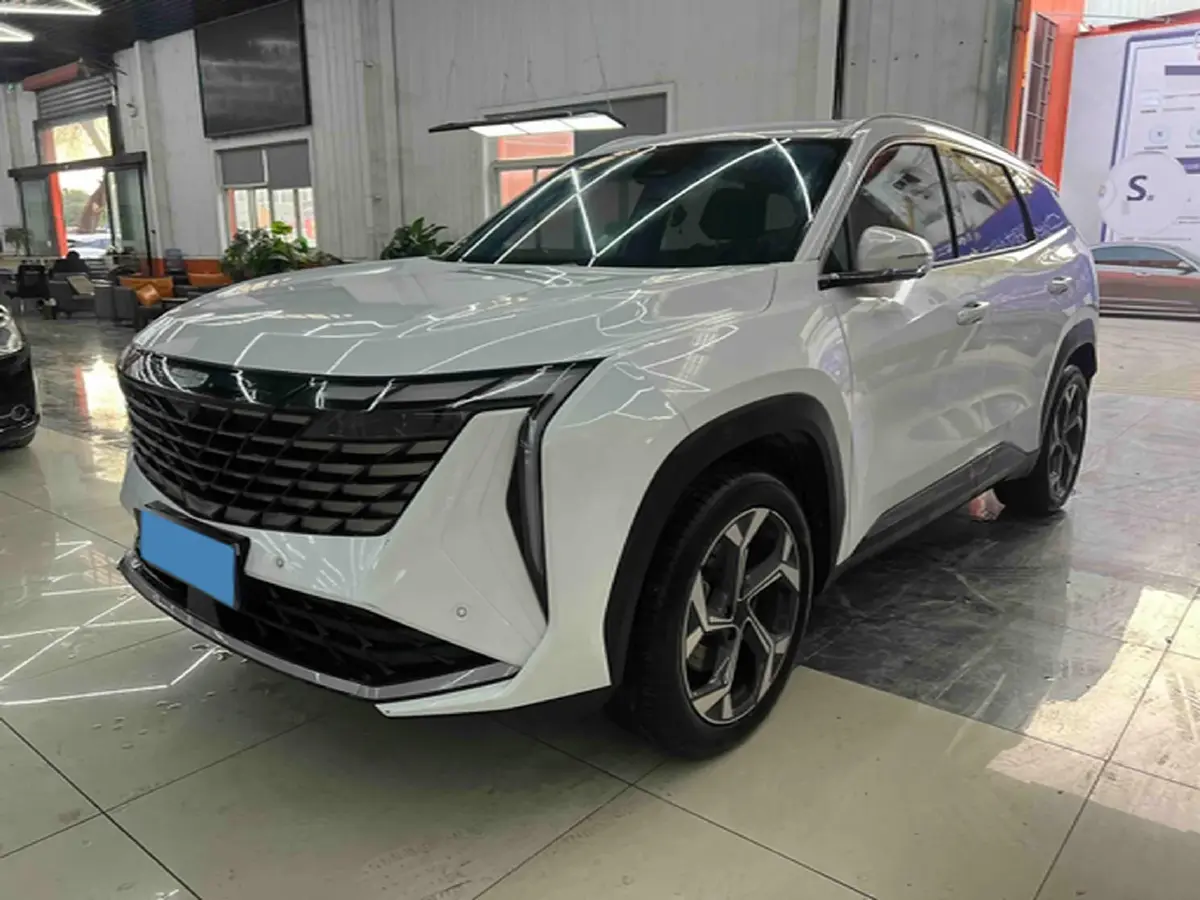 2023 Geely StarRay 1.5T 181HP L4 7DCT