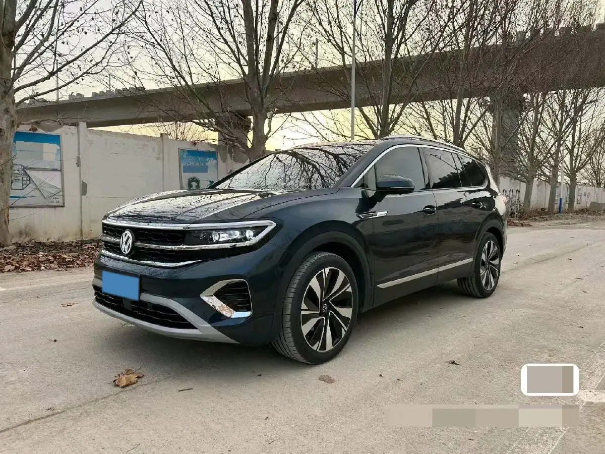 2023 Volkswagen Talagon 2.0T 220HP L4 7DCT