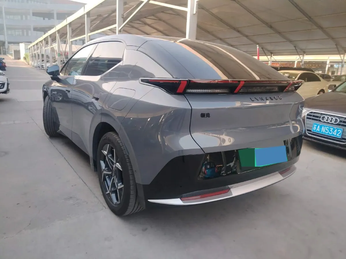 2025 Dongfeng Z9 2.0T 258HP L4 8AT,autocango,china used car exporter,china ev exporter,chinese used car exporter,chinese used ev exporter