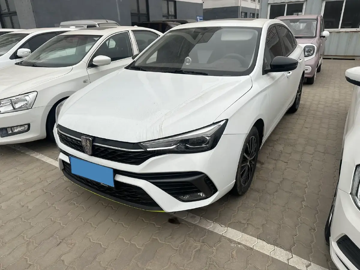 2021 Roewe i5 1.5L 120HP L4 CVT