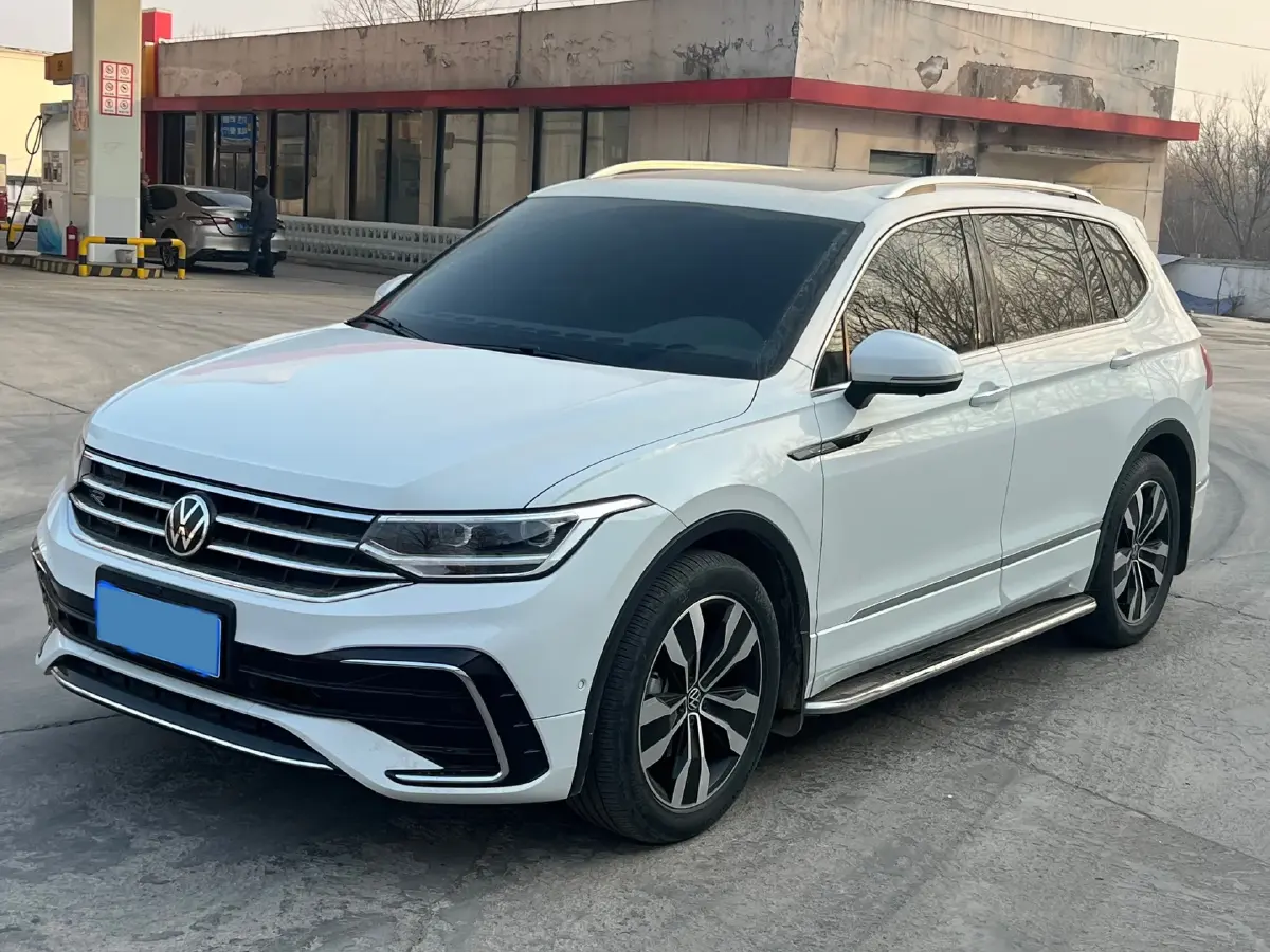 2024 Volkswagen Tiguan L 2.0T 186HP L4 7DCT