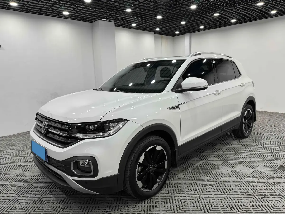 2021 Volkswagen Tacqua 1.5L 113HP L4 6AT