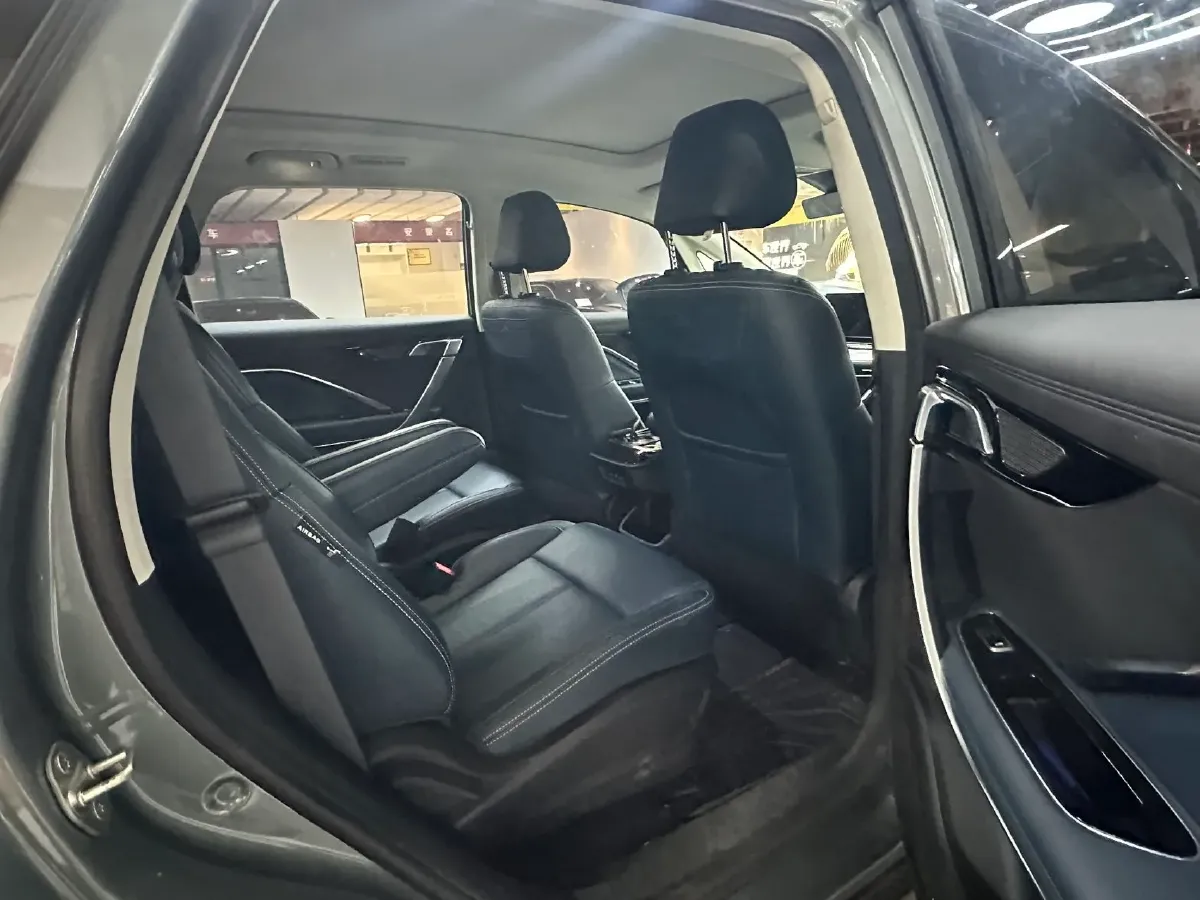 2023 Geely JiaJi 1.5T 181HP L4 7DCT,autocango,china used car exporter,china ev exporter,chinese used car exporter,chinese used ev exporter