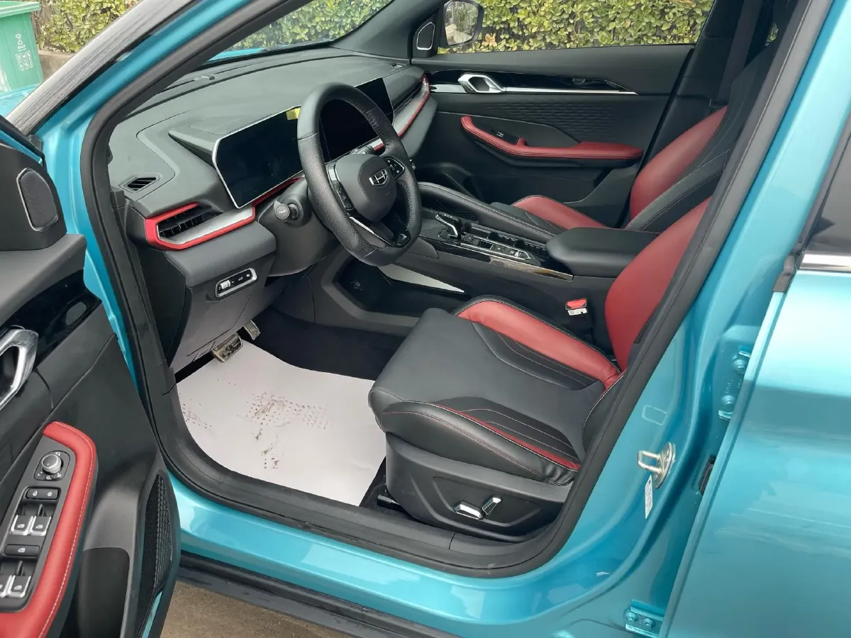 2023 Geely Coolray 1.5T 181HP L4 7DCT,autocango,china used car exporter,china ev exporter,chinese used car exporter,chinese used ev exporter