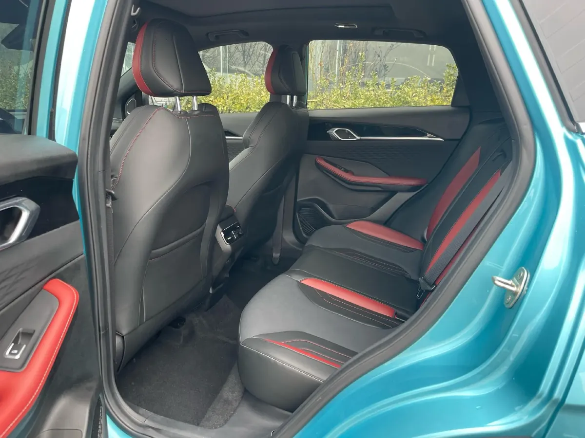 2023 Geely Coolray 1.5T 181HP L4 7DCT,autocango,china used car exporter,china ev exporter,chinese used car exporter,chinese used ev exporter