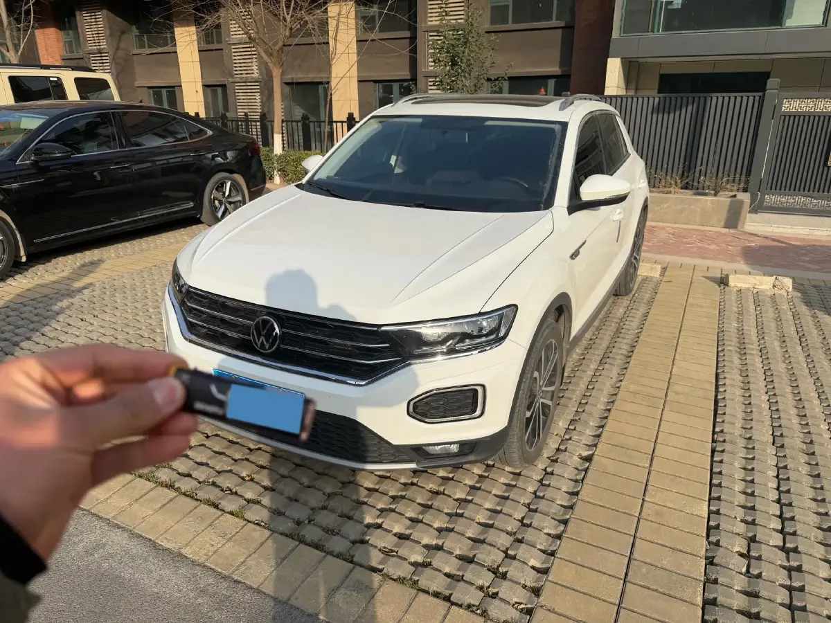 2021 Volkswagen T-Roc 1.4T 150HP L4 7DCT