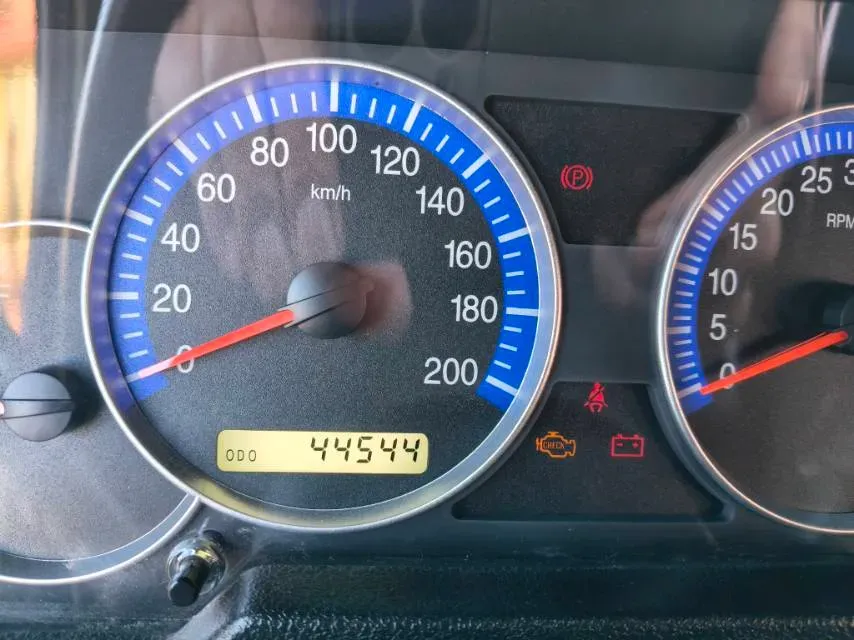 2016 BAW Battle Flag 2.0L 102HP L4 5MT,autocango,china used car exporter,china ev exporter,chinese used car exporter,chinese used ev exporter