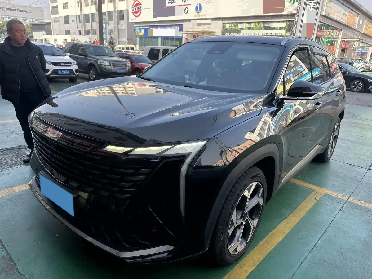 2023 Geely StarRay 1.5T 181HP L4 7DCT
