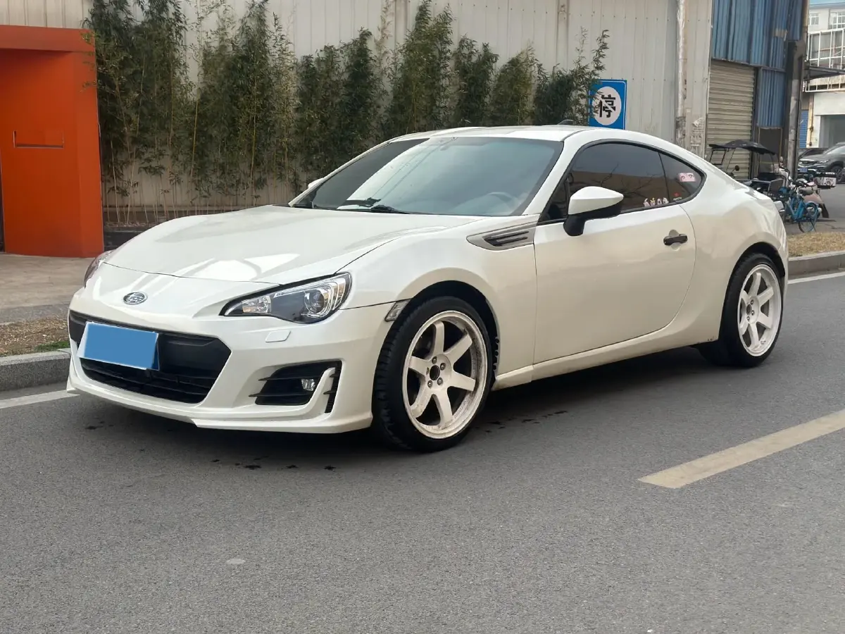 2019 Ford Focus 2.3T 280HP L4 6MT