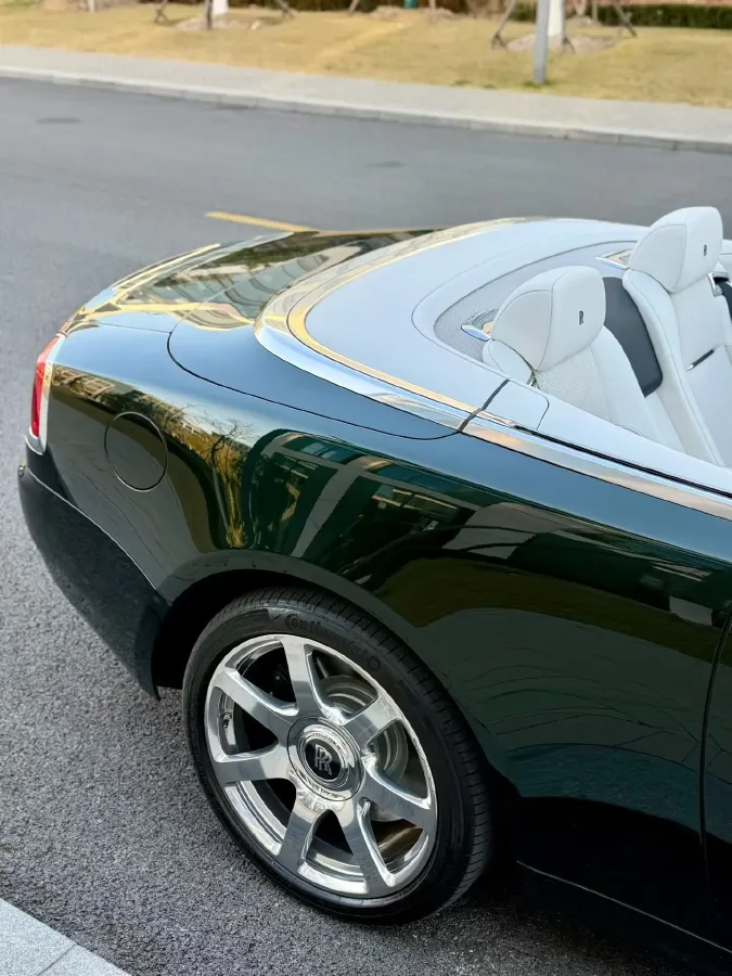 2018 Rolls-Royce Dawn 6.6T 571HP V12 8AT,autocango,china used car exporter,china ev exporter,chinese used car exporter,chinese used ev exporter