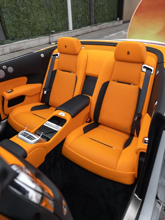 2018 Rolls-Royce Dawn 6.6T 571HP V12 8AT,autocango,china used car exporter,china ev exporter,chinese used car exporter,chinese used ev exporter