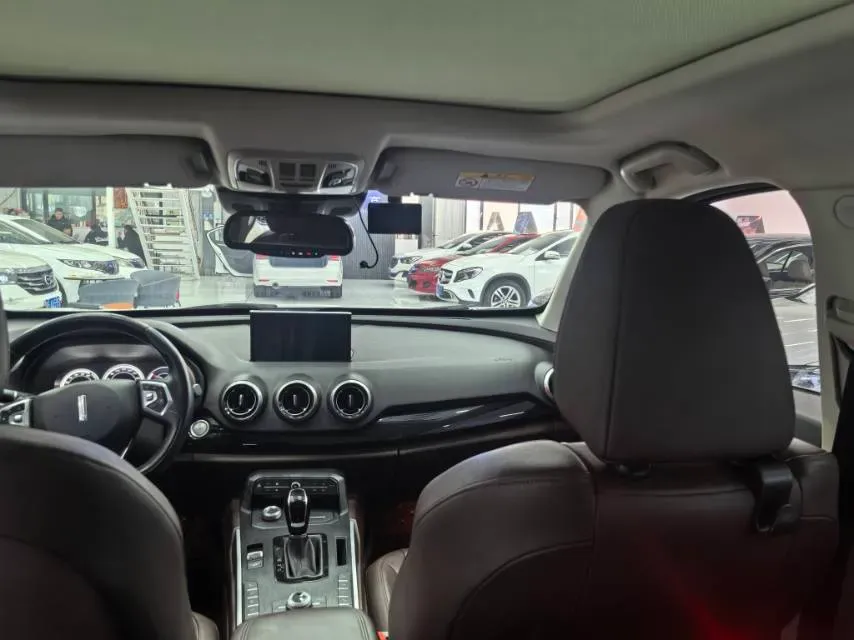 2018 WEY P8 2.0T 234HP L4 6DCT PHEV 12.96KWH,autocango,china used car exporter,china ev exporter,chinese used car exporter,chinese used ev exporter