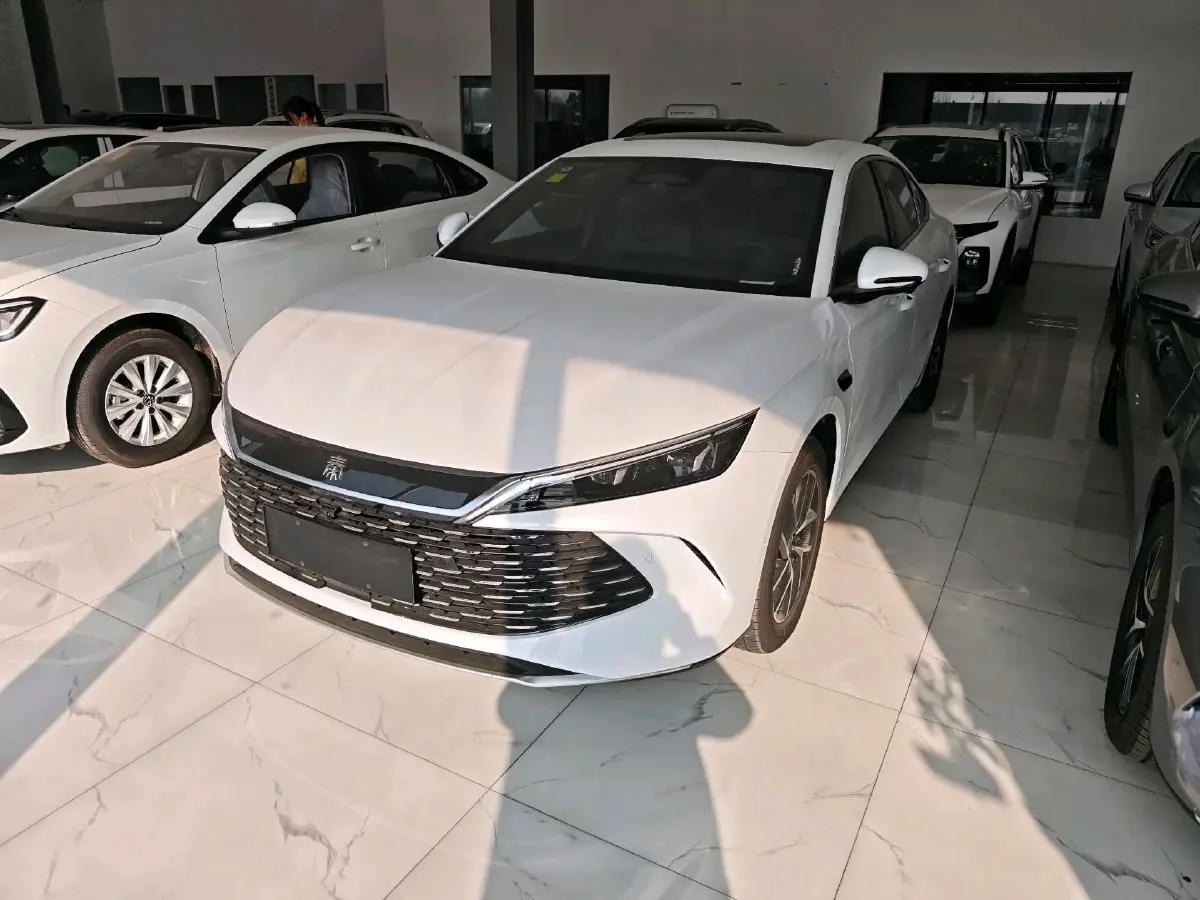 2025 BYD QinL 1.5L 101HP L4 E-CVT PHEV 15.87KWH