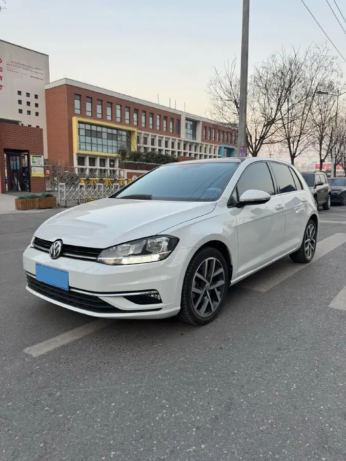 2020 Volkswagen Golf 1.4T 150HP L4 7DCT
